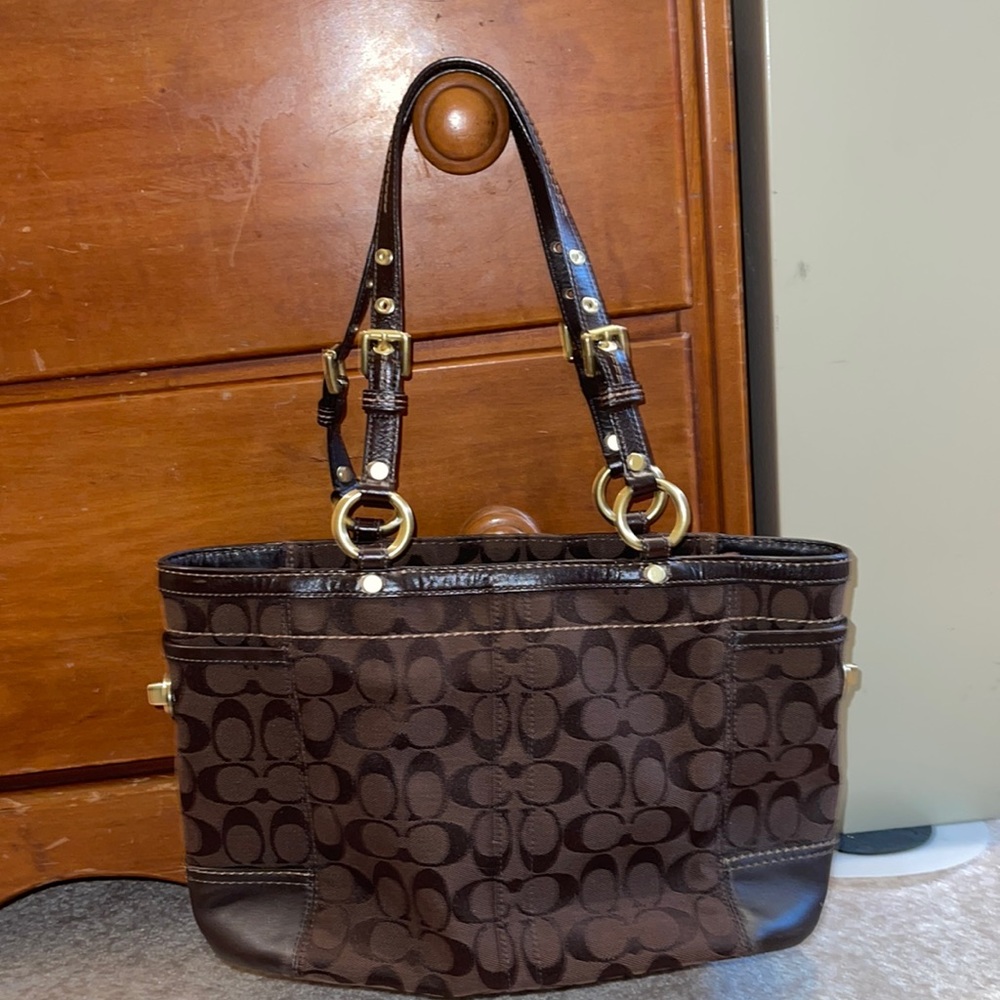 Coach Shoulder Bag